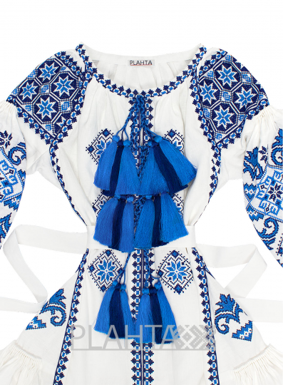 Біла сукня з клинами 